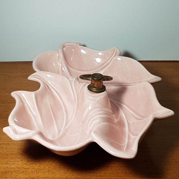 Vintage Pink Leaves Serving Dish With Handle - Picture 2 of 11